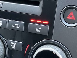 【シートヒーター】3段階で調節が可能なシートヒーターが付いておりますので快適にお乗りいただけます。
