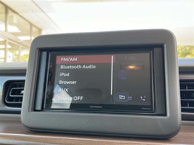 気になる車はすぐにお問い合わせください！画面右側の0066から始まる無料ダイヤルからお問い合わせ下さい！専門スタッフがお車のご質問にお答えいたします！