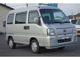 外装は気持ち良くお乗り頂ける様にしっかりと納車前にポリッシャーで磨きをかけ、ワックス施工後に納車致します☆