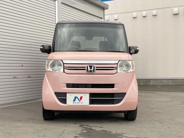 弊社では、全車『修復歴なし』のお車のみ取り扱っております。専任バイヤーによる厳選した仕入れの後、入庫後の車両チェックを行い、ネクステージが認定した高品質な中古車をご提供しております。