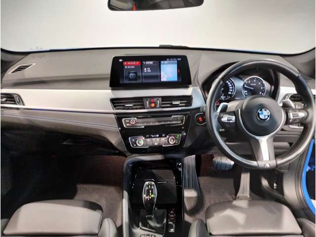 アウトバーンでの走行を見据えたBMWのブレーキシステムはもしもの時にもいち早くマシンを停止してくれます。