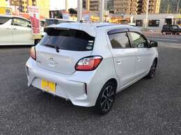 ご覧いただきましてありがとうございます。県外登録納車も承っております！お気軽にお問い合わせください。フリーダイヤル　0120-852-167　《カーセブン高須店》までお電話を！