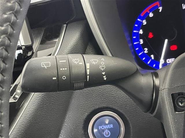 【運転席操作部】快適なドライブを楽しむための機能が装備されています！運転席から触れるので、使いやすいです！除菌プランいれていただくと、さらに清潔で安心していただけます！