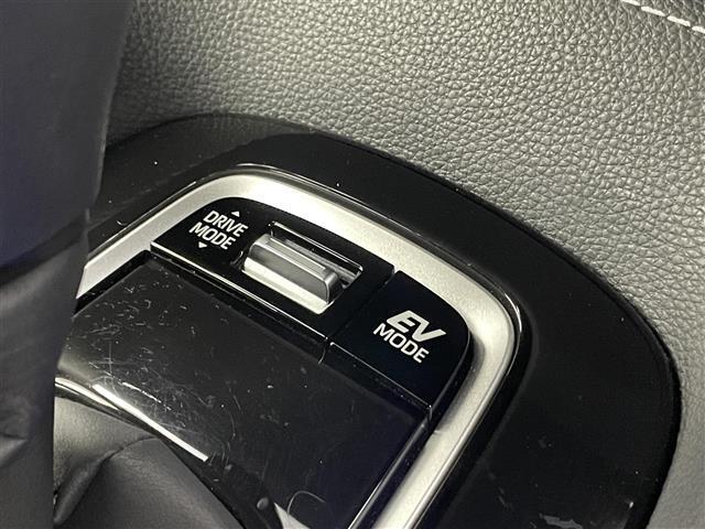 【運転席操作部】快適なドライブを楽しむための機能が装備されています！運転席から触れるので、使いやすいです！除菌プランいれていただくと、さらに清潔で安心していただけます！