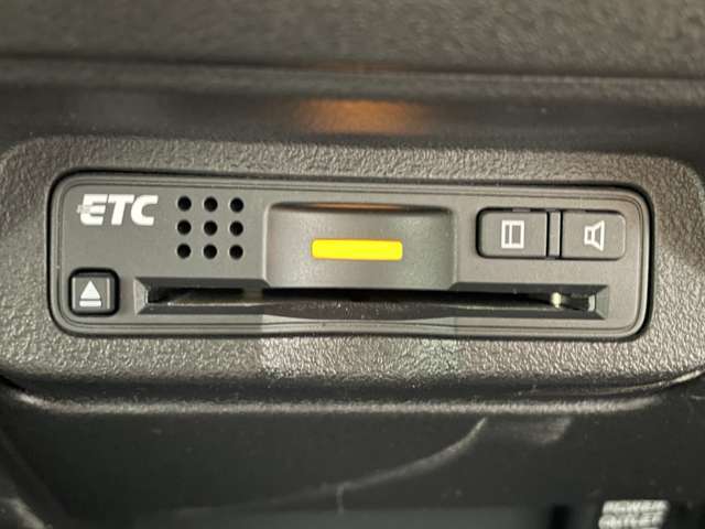 【ビルトインETC装着車両】 防犯対策バッチリ！！！ 高速走行もスムーズにお支払いが可能な装備！！！ セットアップも当社で可能です！！！