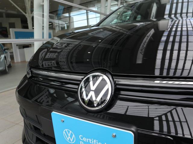 ニューロゴのVWマークです。ブランドイメージを高めるマークです！