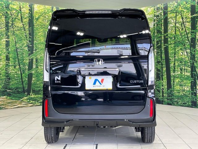 安心の最長10年・走行無制限保証（有償）をご用意。保証内容も充実はもちろん、無料点検＆オイル交換や、年中無休の全国・24時間ロードサービスも付帯されておりますのでご安心下さい。