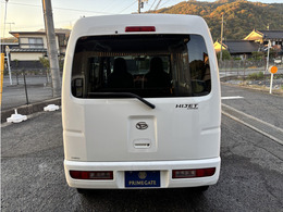 《内装》荷室に小傷御座いますが、全体を通しては綺麗な状態です。