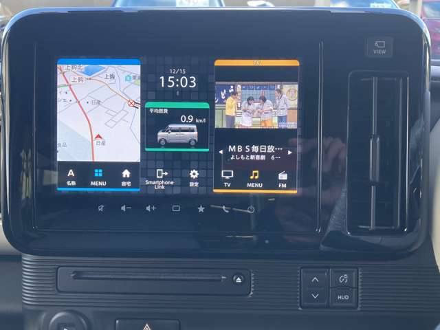 純正メモリーナビゲーションです。　初めて走る道でも安心して運転が出来ます。