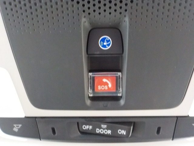 Honda　CONNECTが安心快適なカーライフを実現します。万一の時も緊急通報ボタンやトラブルサポートボタンで24時間365日お客様をサポート。大事なお車の盗難やいたずらなどにも対処します。