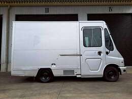 当社は各種オートローン・オートリース会社と提携しております。お問い合わせ頂ければ迅速にご対応させて頂きますので、お気軽にお問い合わせ下さい。フリーダイヤル0066-9705-8535