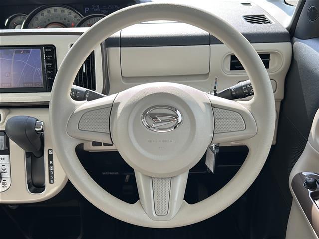 気になる車はすぐにお問い合わせください！画面右側の0066から始まる無料ダイヤルからお問い合わせ下さい！専門スタッフがお車のご質問にお答えいたします！
