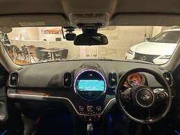 ぜひ厳選したドイツプレミアムブランドのお車を、見て・触って・比べてください！