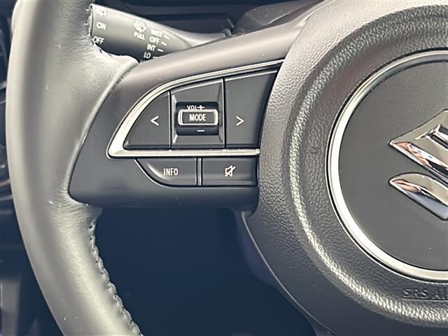【運転席操作部】快適なドライブを楽しむための機能が装備されています！運転席から触れるので、使いやすいです！除菌プランいれていただくと、さらに清潔で安心していただけます！