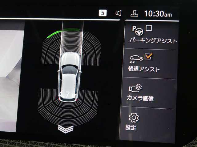 保証期間中に、トラブルが発生した際の緊急連絡を24時間フリーダイヤルでお受けします。応急処置のアドバイスのみならず、出張修理やレッカーなどの手配、さらにはお客様の代替交通手段やホテルの確保を行います。