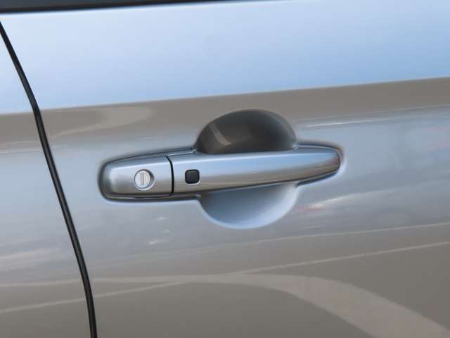 スタッフ一同全力でお客様の購入サポートが出来ればと思っております。