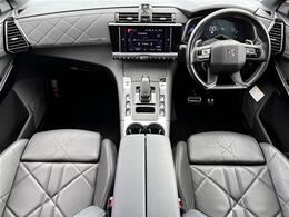 気になる車はお電話やメールでお問い合わせ下さい。なお、お電話での在庫の取り置きはできません。事前に来店のご予約をおススメします。商談が重なる事が増えていますので事前に在庫有無をご確認下さいませ。