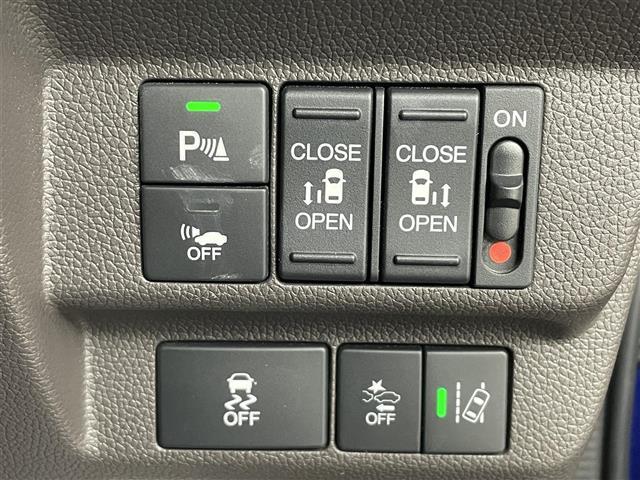 【運転席操作部】快適なドライブを楽しむための機能が装備されています！運転席から触れるので、使いやすいです！除菌プランいれていただくと、さらに清潔で安心していただけます！
