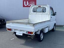 後部には沢山のお荷物を積み込んでいただけます♪