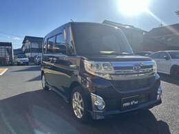 LEDオートライト　片側電動ドア　純正フルセグナビ　CD　DVD　USB　Bluetooth　バックカメラ　ステアリングリモコン