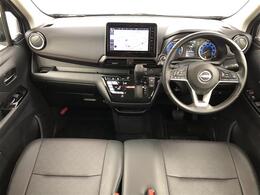 【インパネ全体】全方位で視界が広く、高い目線で運転もしやすいです！
