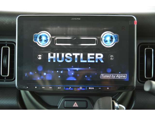 ハスラー車種専用オープニング画面！Amazon　Alexa搭載！Apple　CarPlay/Android　Auto対応♪よく使う機能を声で簡単操作できるボイスタッチもついています＾＾