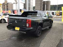 ご覧いただきましてありがとうございます。県外登録納車も承っております！お気軽にお問い合わせください。フリーダイヤル　0120-852-167　《カーセブン高須店》までお電話を！