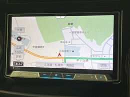 【ナビゲーション】使いやすいナビで目的地までしっかり案内してくれます。各種オーディオ再生機能も充実しており、お車の運転がさらに楽しくなります！！