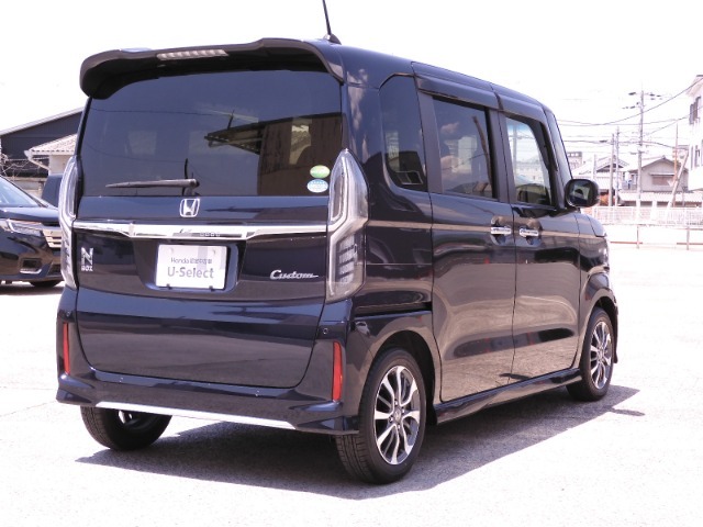 お立ち寄りいただく際は、事前にご連絡をお願いします。お目当てのお車が商談中や売約となることもございます。ご確認いただいてから、お立ち寄りください。