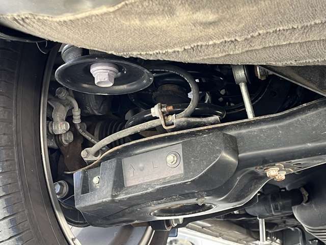 ケーユーは下取りや買取したクルマを直接販売できるので、中間マージンを省くことができます。お客様の愛車を満足できる査定をいたします。