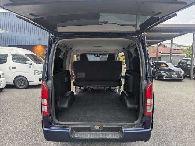 「誰に相談したらいいんだろう・・・」そんなお車のお悩みも、お気軽に当店へお任せ下さい！