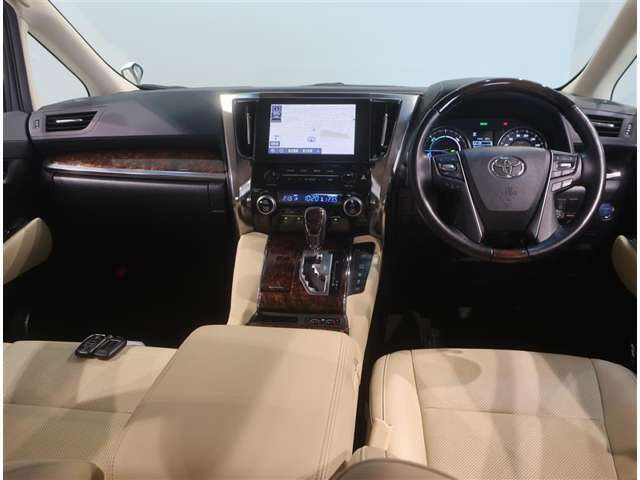 『まるごとクリーニング』施工済みで、キレイ・清潔な車となっております。