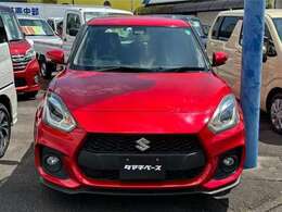 外装に大きな損傷等もなく良い状態のお車になっております♪