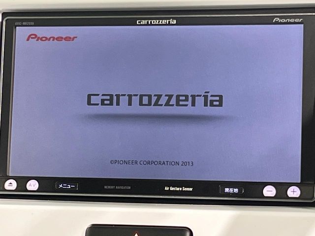 【ナビゲーション】目的地までしっかり案内してくれる使いやすいナビ。Bluetooth接続すればお持ちのスマホやMP3プレイヤーの音楽を再生可能！毎日の運転がさらに楽しくなります！！