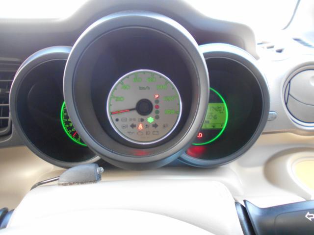 安心のタイミングチェーン車両でまだまだこれからの一台となっております。
