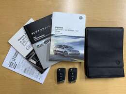 ■禁煙車　■取扱説明書　■ナビ取説　■ドラレコ取説　■新車時保証書　■ディーラー点検記録簿（H30、31、R03、05）　■スペアキー