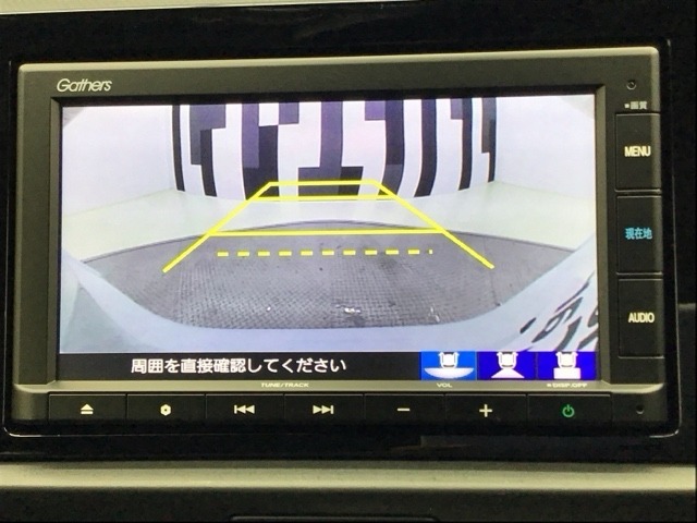 バックカメラ付きで後方の確認も安心です！スムーズな駐車・車庫入れをサポートいたします！