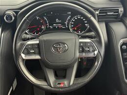 【ハンドル】『ハンドル/ステアリング』の画像になります。写真の内容に関してご不明点、ご質問等がございましたらお気軽にガリバー店舗までお問い合わせください。