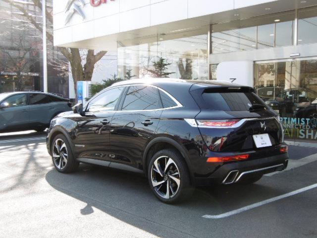 パリのモノづくりの技と美学“SAVOIRFAIRE”を具現化したDS7 CROSSBACK。大人の気品と色気をまとったデザイン。