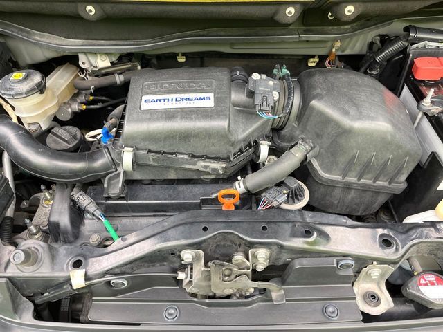 親切・丁寧な専門メカニックスタッフが応対！・車検・点検整備・事故等の修理などアフターサービスも安心。お車のカスタマイズもネクステージのサービススタッフまでご相談ください！