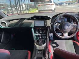 【インパネ全体】『インパネ全体』の画像になります。写真の内容に関してご不明点、ご質問等がございましたらお気軽にガリバー店舗までお問い合わせください。