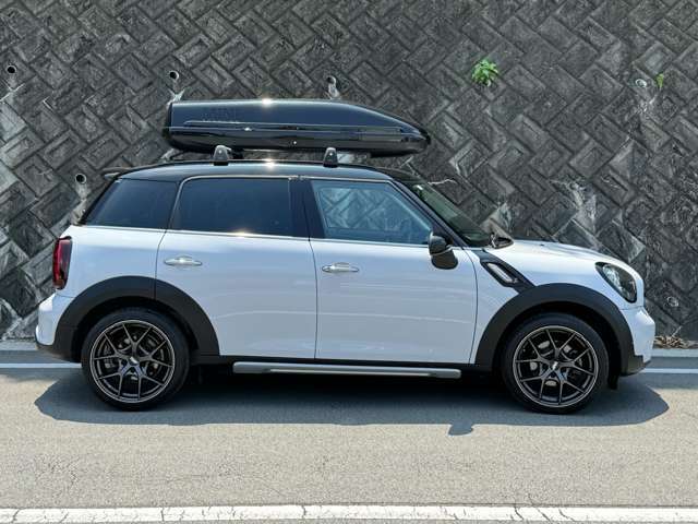 ■出払っている事も多いため、ご来店前は事前にお電話ください！→無料通話：0066-9711-247030　お車購入は姫路市にある【Auto Shop Sivax/オートショップシバックス】へ！！