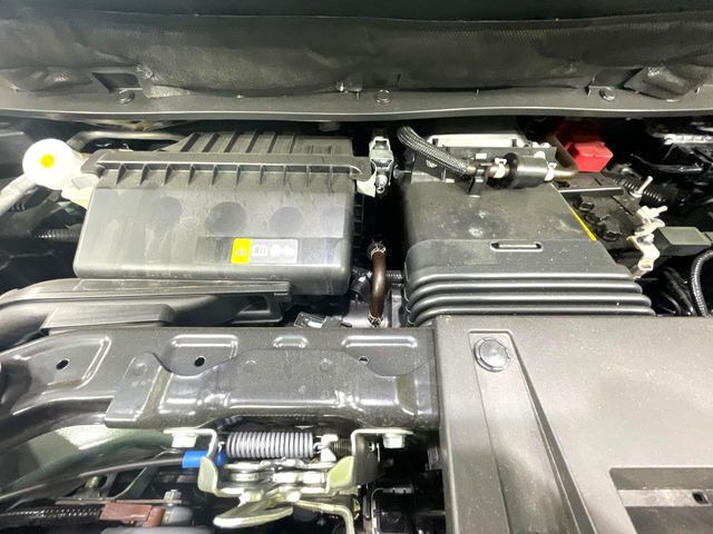 親切・丁寧な専門メカニックスタッフが応対！・車検・点検整備・事故等の修理などアフターサービスも安心。お車のカスタマイズもネクステージのサービススタッフまでご相談ください！