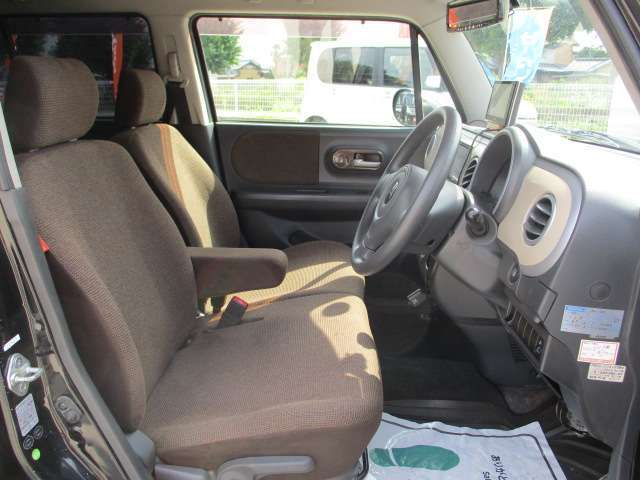すぐ乗って帰れる車が欲しい！今日からでも使いたい！そんなご要望にお応え出来る車も多数ご用意しております(^_-)-☆一度ご相談ください。