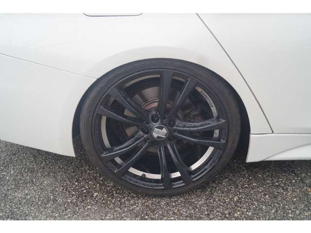 もちろん新品　TEINフレックスZ車高調！！