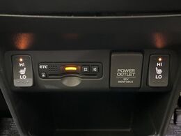 【シートヒーター】寒い日に重宝するシートヒーター！エアコンより早く温まってくれるので寒がりの人も安心ですね♪エアコンの温風は乾燥するから苦手、という方にもをおすすめです。