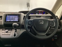 ホンダ純正メモリーナビ搭載ですので、遠距離へのお出かけもお任せ下さい。