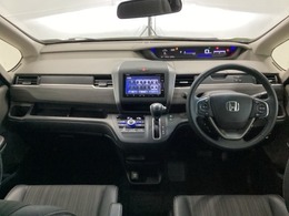 フロントガラスが大きく、ワイドな視界で運転もしやすくなるように、設計されています。