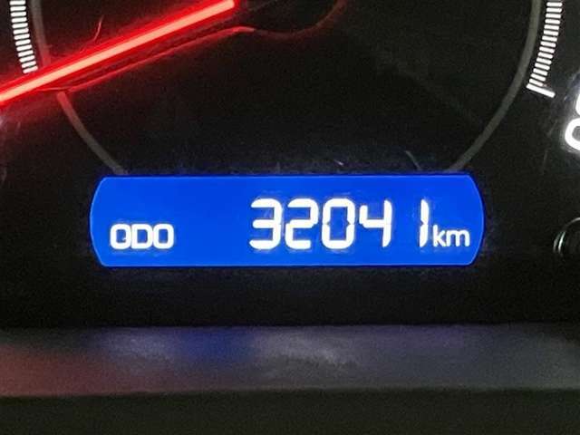納車前に当店エンジニアがしっかり点検整備。プロの目で厳しくチェックいたします。トヨタディーラーの安心です。