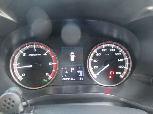 視認性の良いメーターで、必要な情報が一目でわかります！